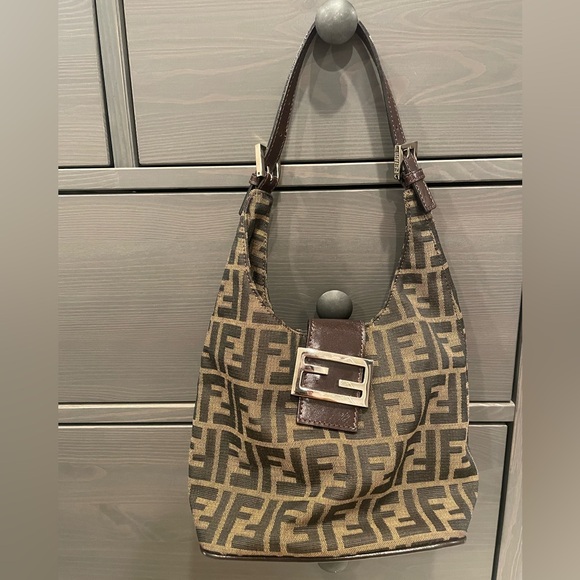 Fendi Handbags - Vintage Fendi shoulder Bag